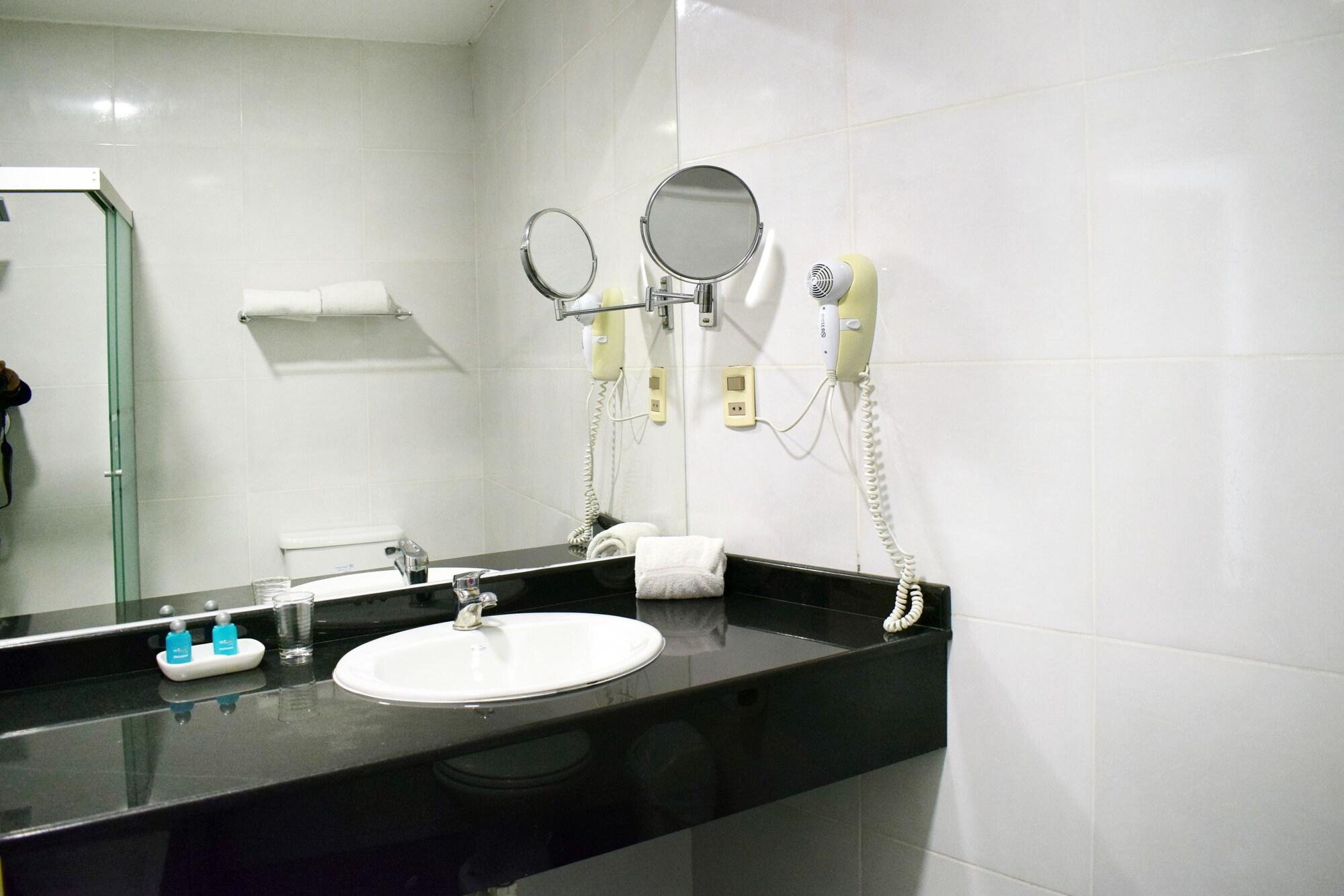 Apartahotel Delfines